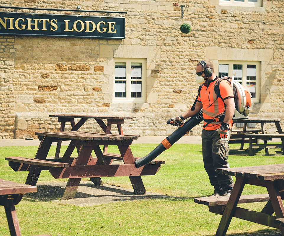 Northants commercial gardening services